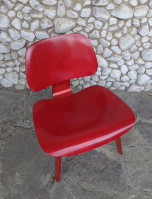 Red Stained LCW Lounge Chair by Charles & Ray Eames for Evans Products Company, 1948