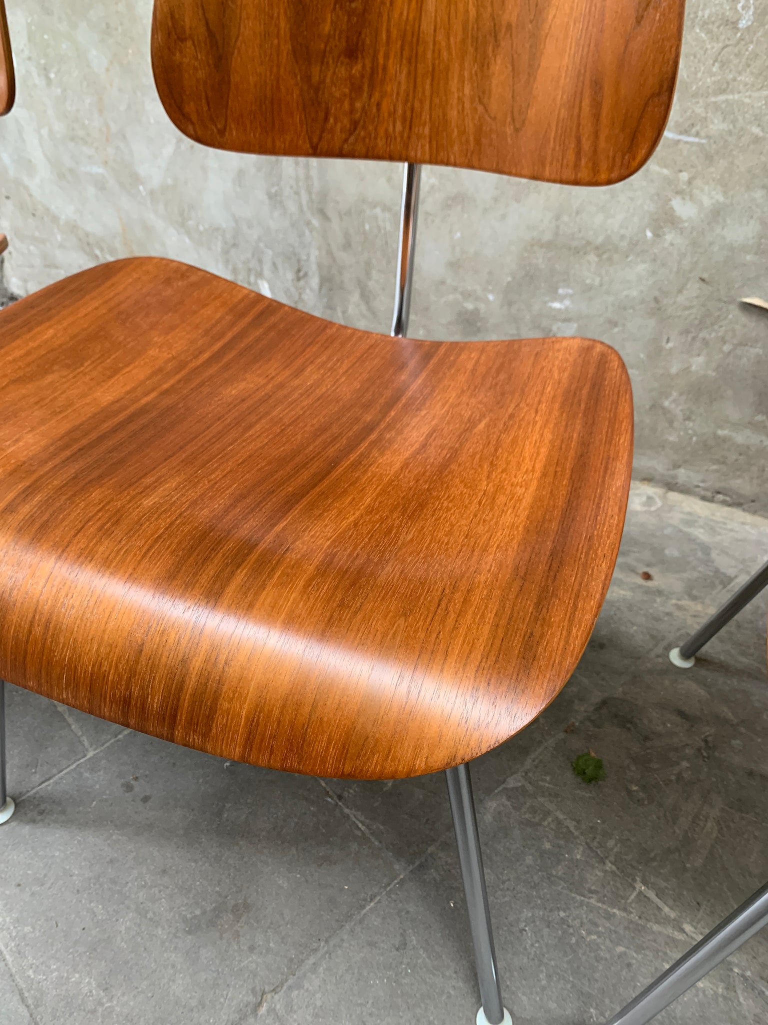 Set of 4 DCM Dining Chairs Walnut by Charles & Ray Eames, Herman Miller, 1950s