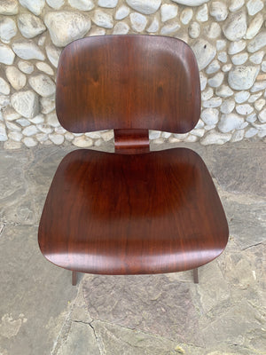 LCW Lounge Chair Wood Walnut, Charles & Ray Eames Evans / Herman Miller 1948-49