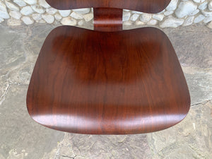 LCW Lounge Chair Wood Walnut, Charles & Ray Eames Evans / Herman Miller 1948-49