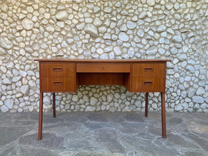 Free-Standing Scandinavian Teak Desk, Denmark, 1960s