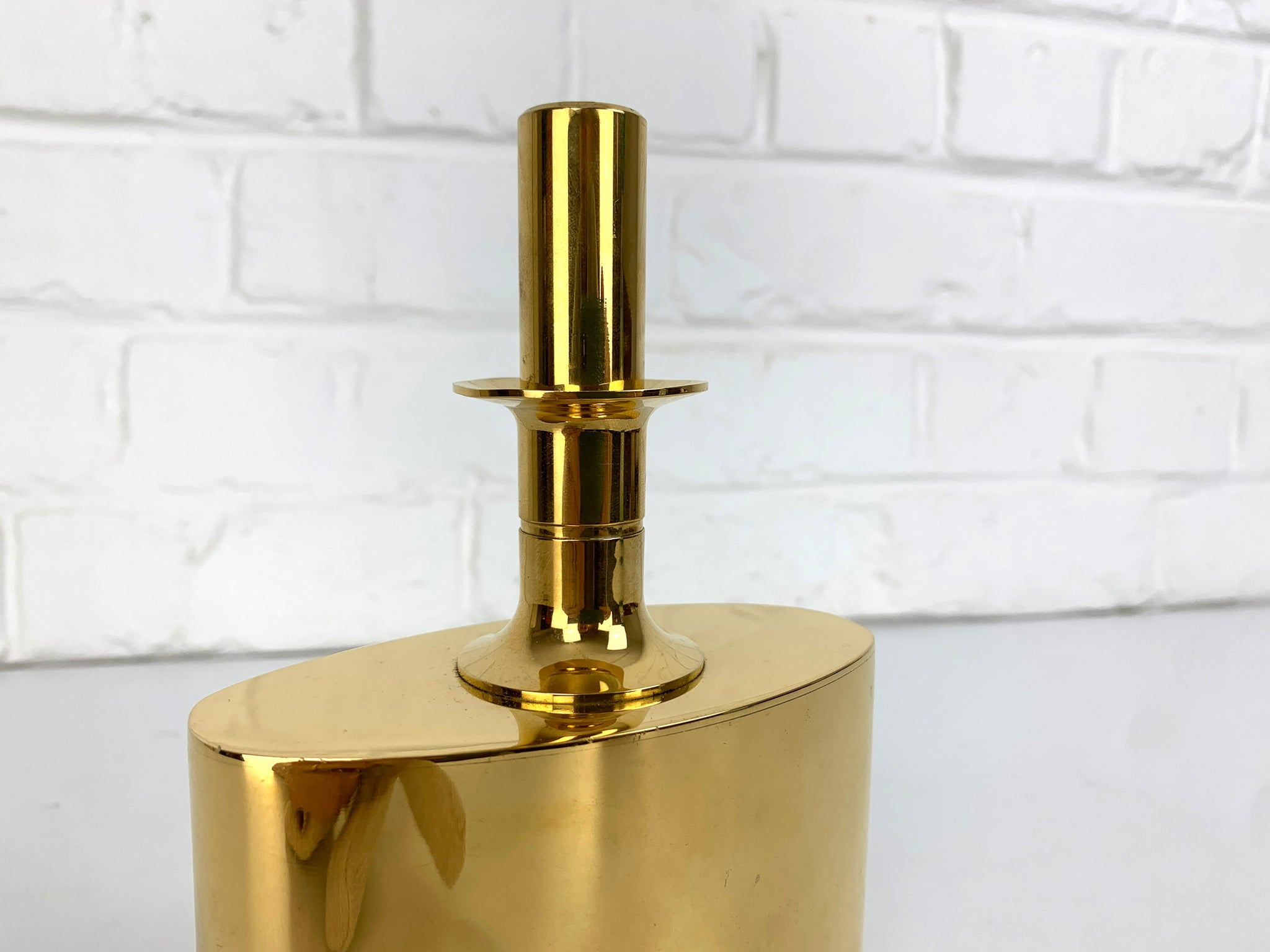 Decanter / Flask in 23 carat gold plated brass Pierre Forssell for Skultuna, 1960s