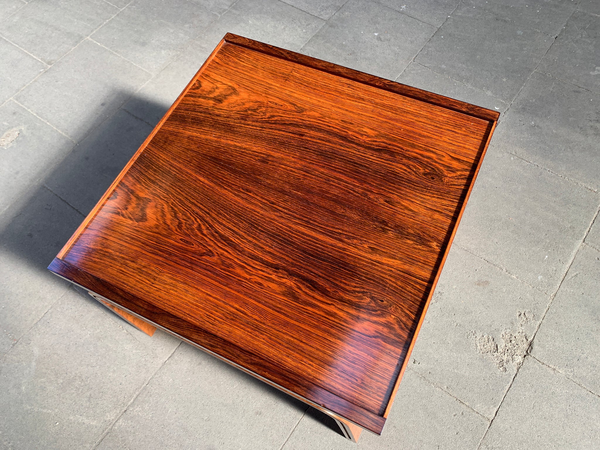 Rosewood coffee table Arne Jacobsen for St. Catherine’s College Fritz Hansen