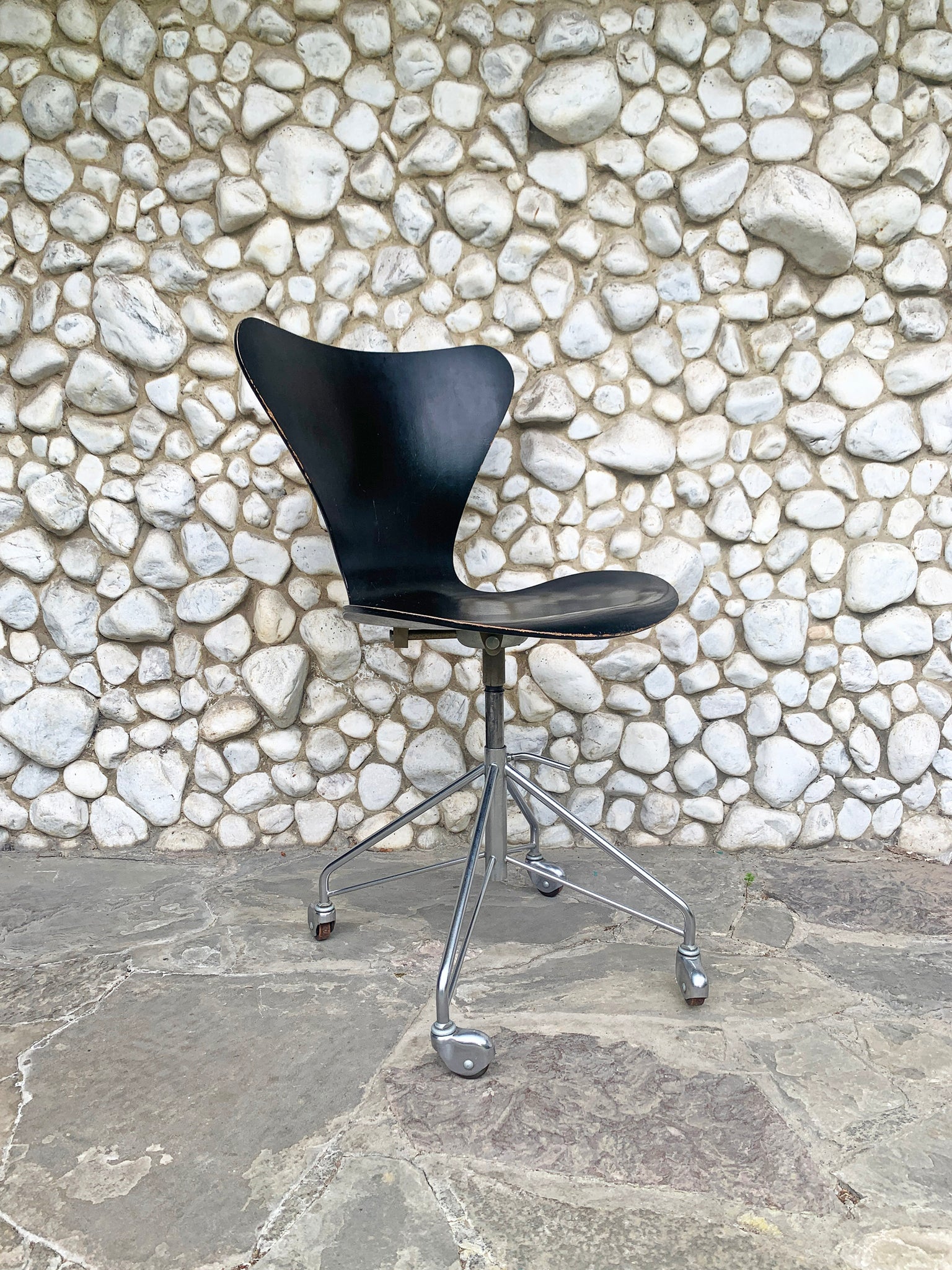 Adjustable Swivel Chair 3117 by Arne Jacobsen for Fritz Hansen, 1960s