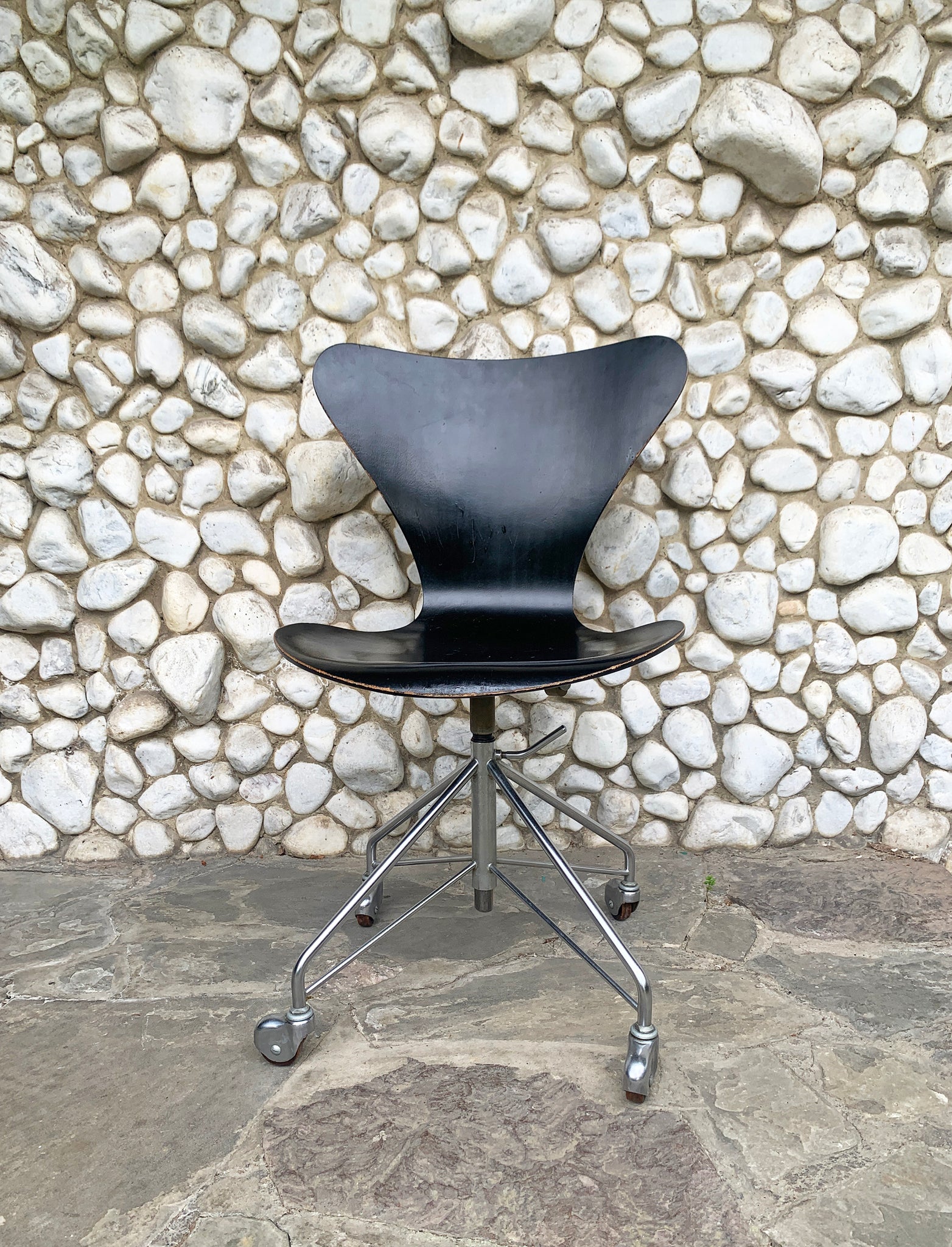 Adjustable Swivel Chair 3117 by Arne Jacobsen for Fritz Hansen, 1960s