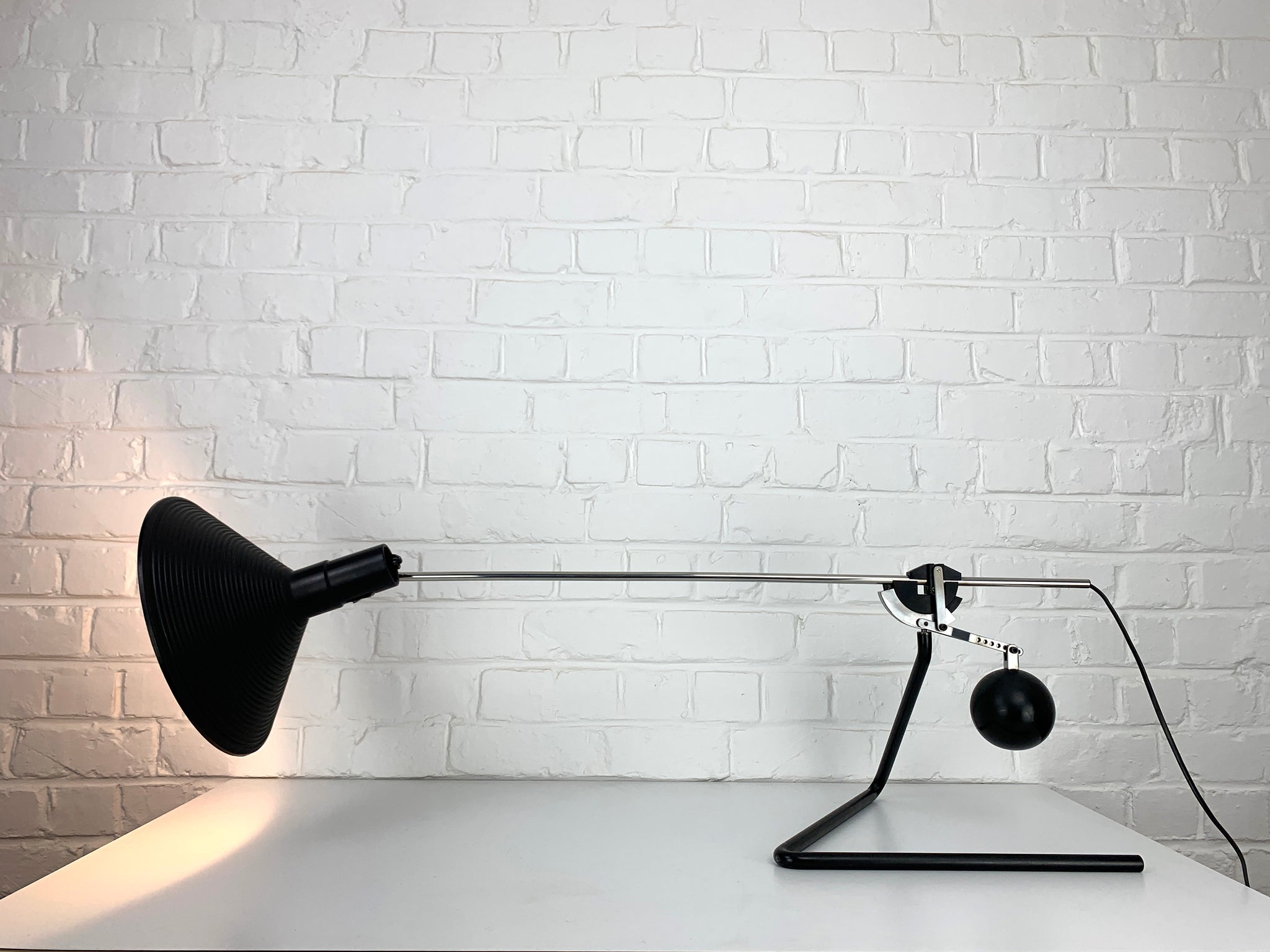 Postmodern Counterweight Desk Lamp by Robert Sonneman, USA 1970-80s