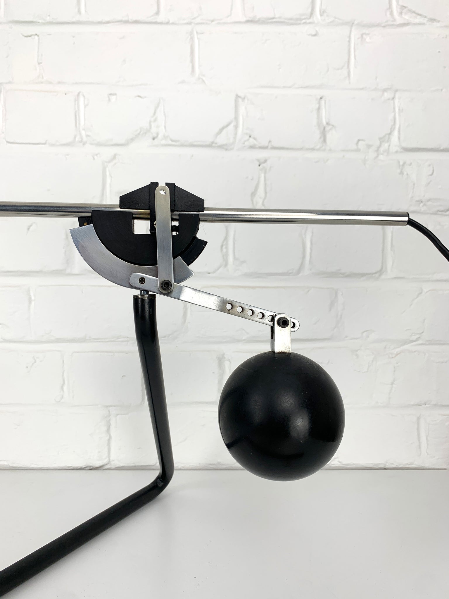 Postmodern Counterweight Desk Lamp by Robert Sonneman, USA 1970-80s