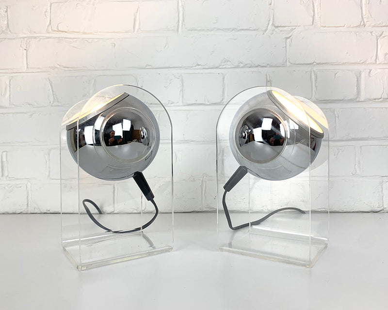 Pair of plexiglass Sphere Space Age Table Lamps, 1960-70s