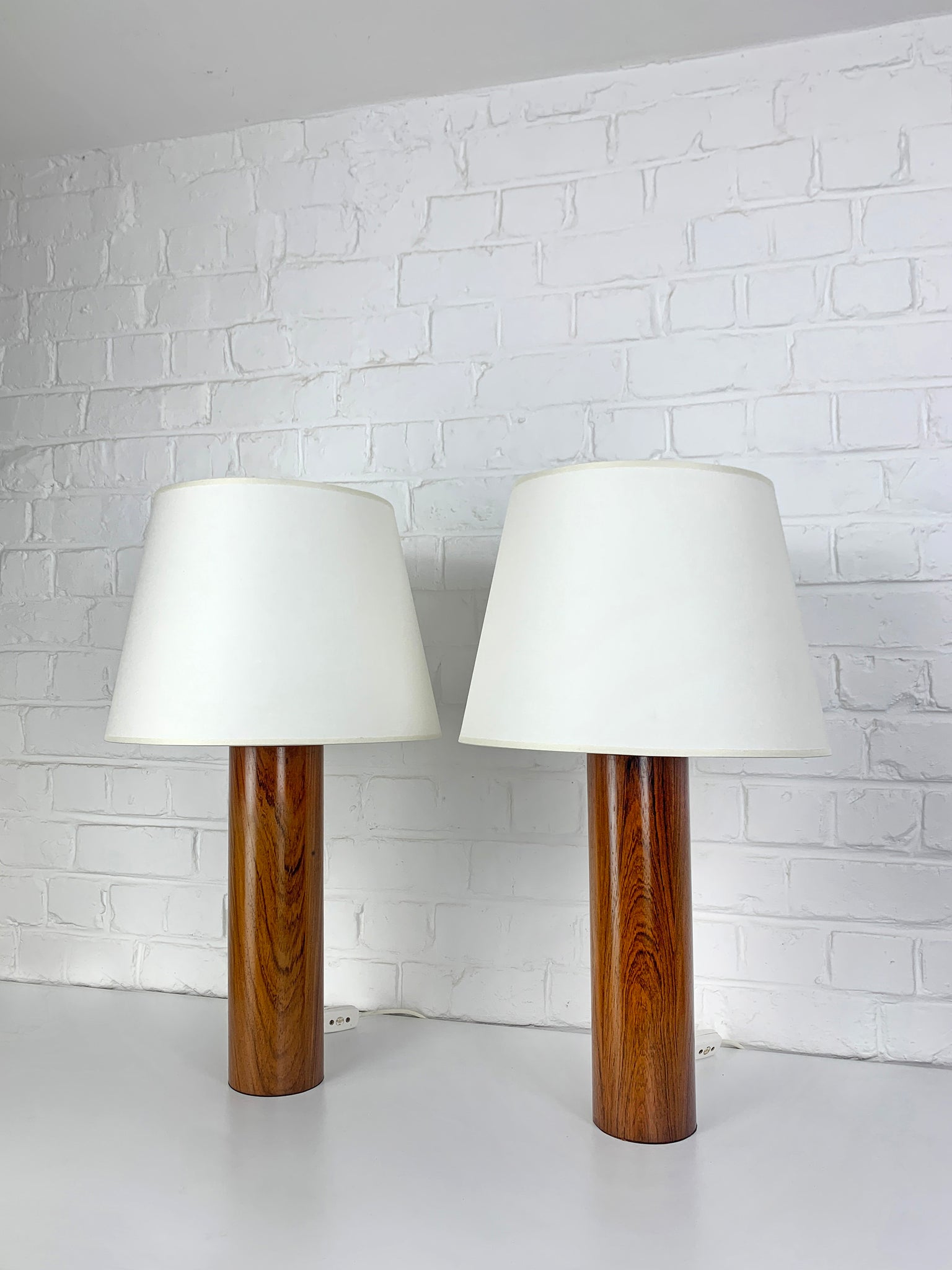 Pair large cylindric rosewood Table Lamps by Uno & Östen Kristiansson, Luxus, Sweden