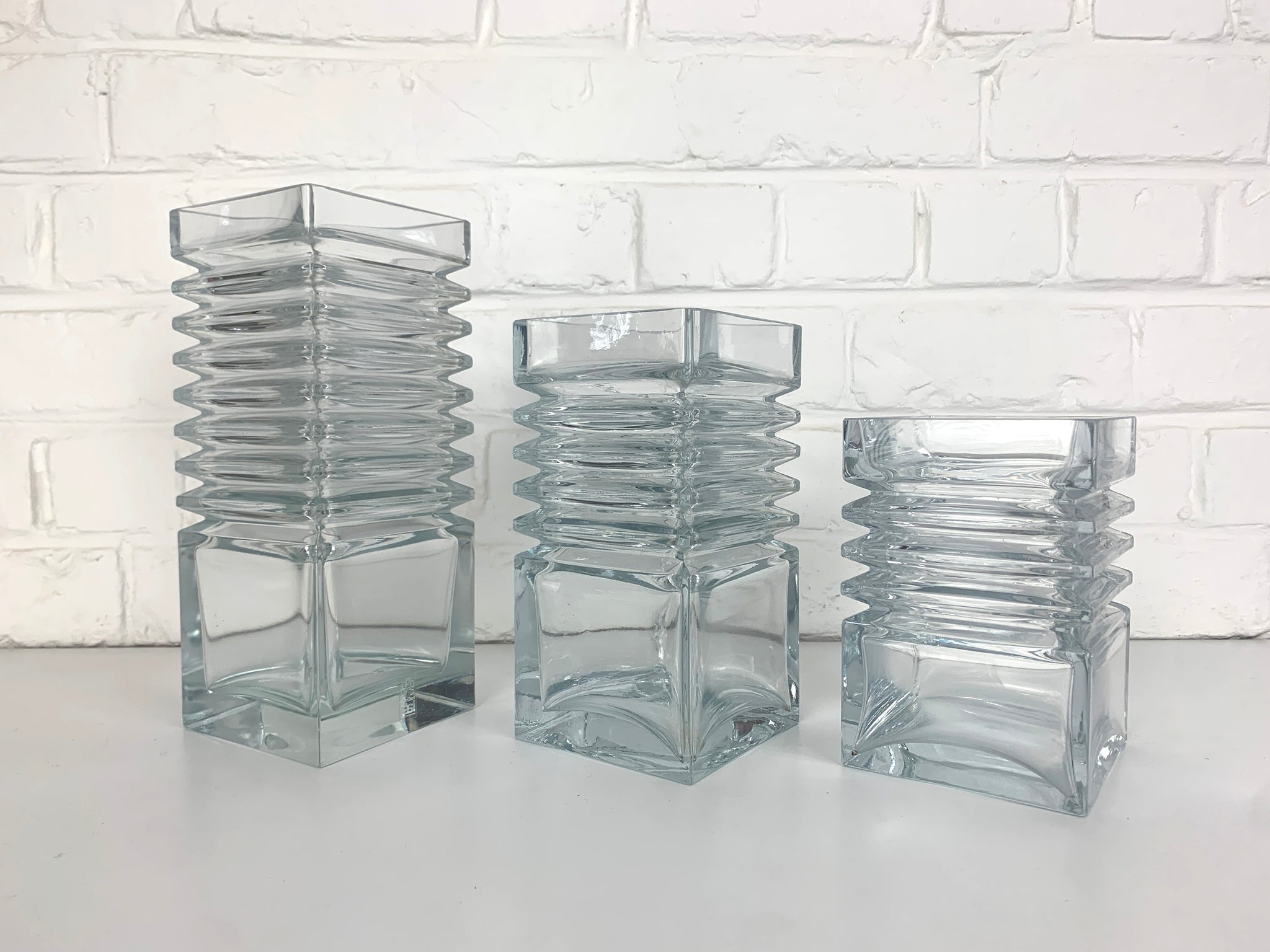 Vases Harmonikka,  Design Tamara Aladin for  Riihimäki Lasi Oy, Finland, 1971, set of 3