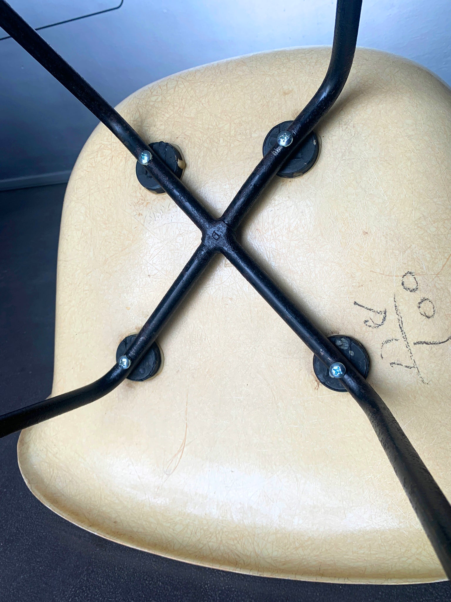 Charles & Ray Eames DAX Chair Fiberglass on X-base, Herman Miller, 1950-60s