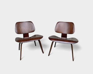 Pair LCW Lounge Chairs Wood Walnut, Charles & Ray Eames Evans / Herman Miller 1948-49