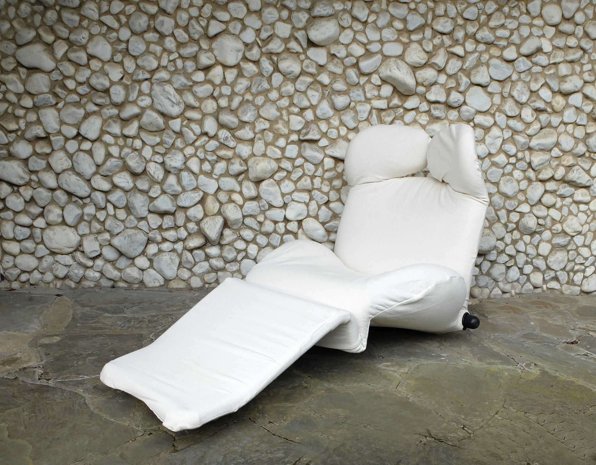 Lounge Chair Wink Model 111 by Toshiyuki Kita for Cassina, 1980s