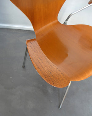 Butterfly Series 7 Armchair 3270 by Arne Jacobsen for Fritz Hansen, Denmark, 1964