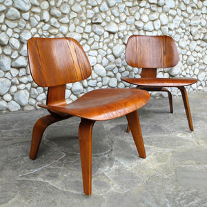 Pair of LCW Lounge Chairs by Charles & Ray Eames for Evans Plywood / Herman Miller, 1940s