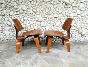 Pair of LCW Lounge Chairs by Charles & Ray Eames for Evans Plywood / Herman Miller, 1940s