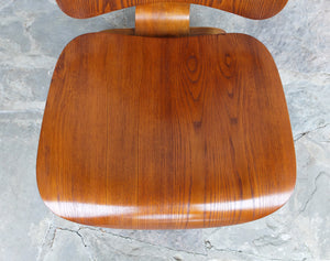 Pair of LCW Lounge Chairs by Charles & Ray Eames for Evans Plywood / Herman Miller, 1940s