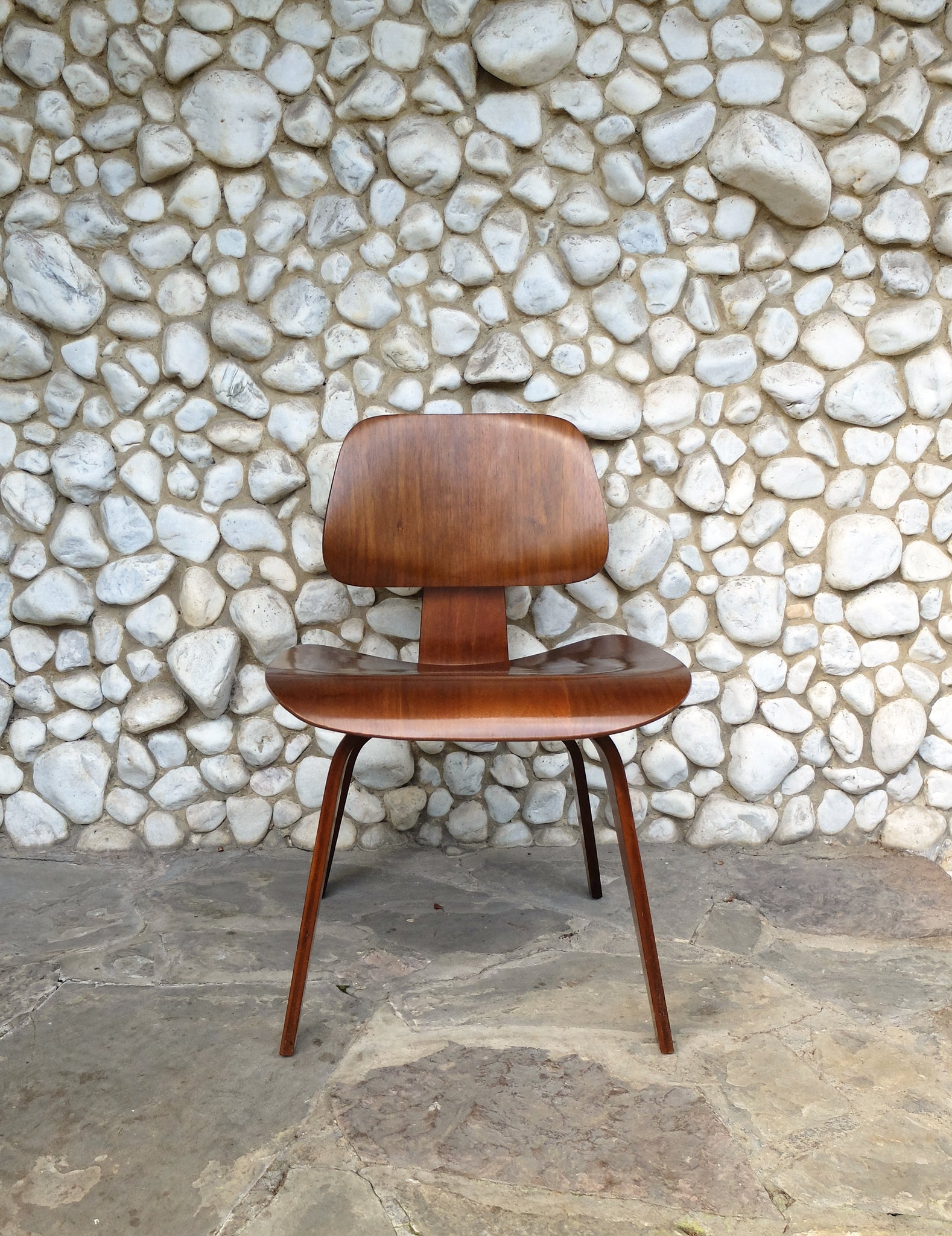 Walnut DCW Chair by Charles & Ray Eames for Herman Miller, 1952