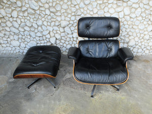 Rosewood Lounge Chair and Ottoman by Ray & Charles Eames for Herman Miller, 1970s