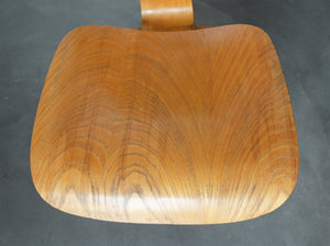 DCW Chair in Calico Ash by Charles & Ray Eames for Herman Miller, 1950