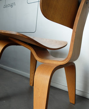 DCW Chair in Calico Ash by Charles & Ray Eames for Herman Miller, 1950