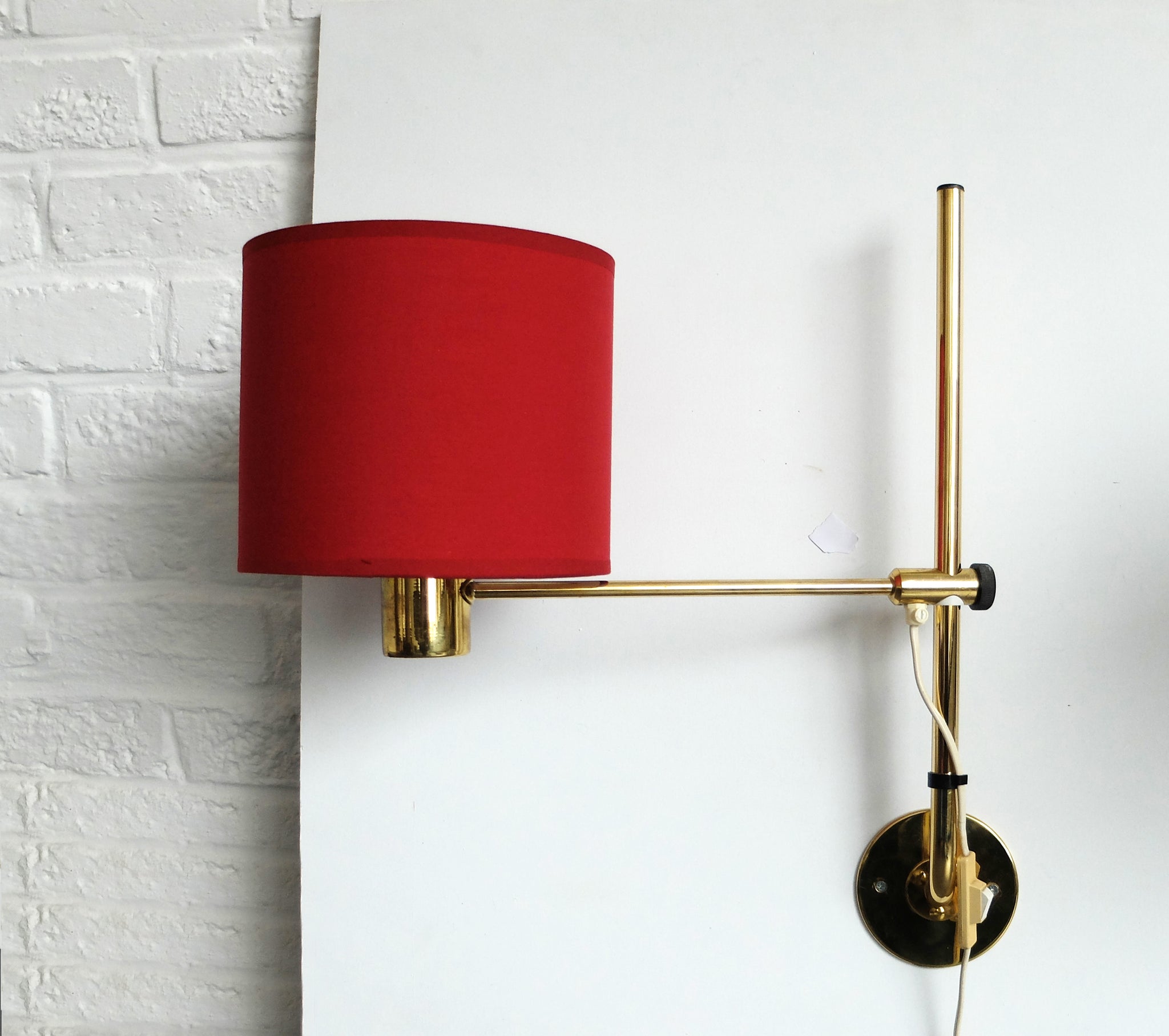 Pair of Scandinavian V-393 Wall-Lights in brass by Hans-Agne Jakobsson, Markaryd, Sweden