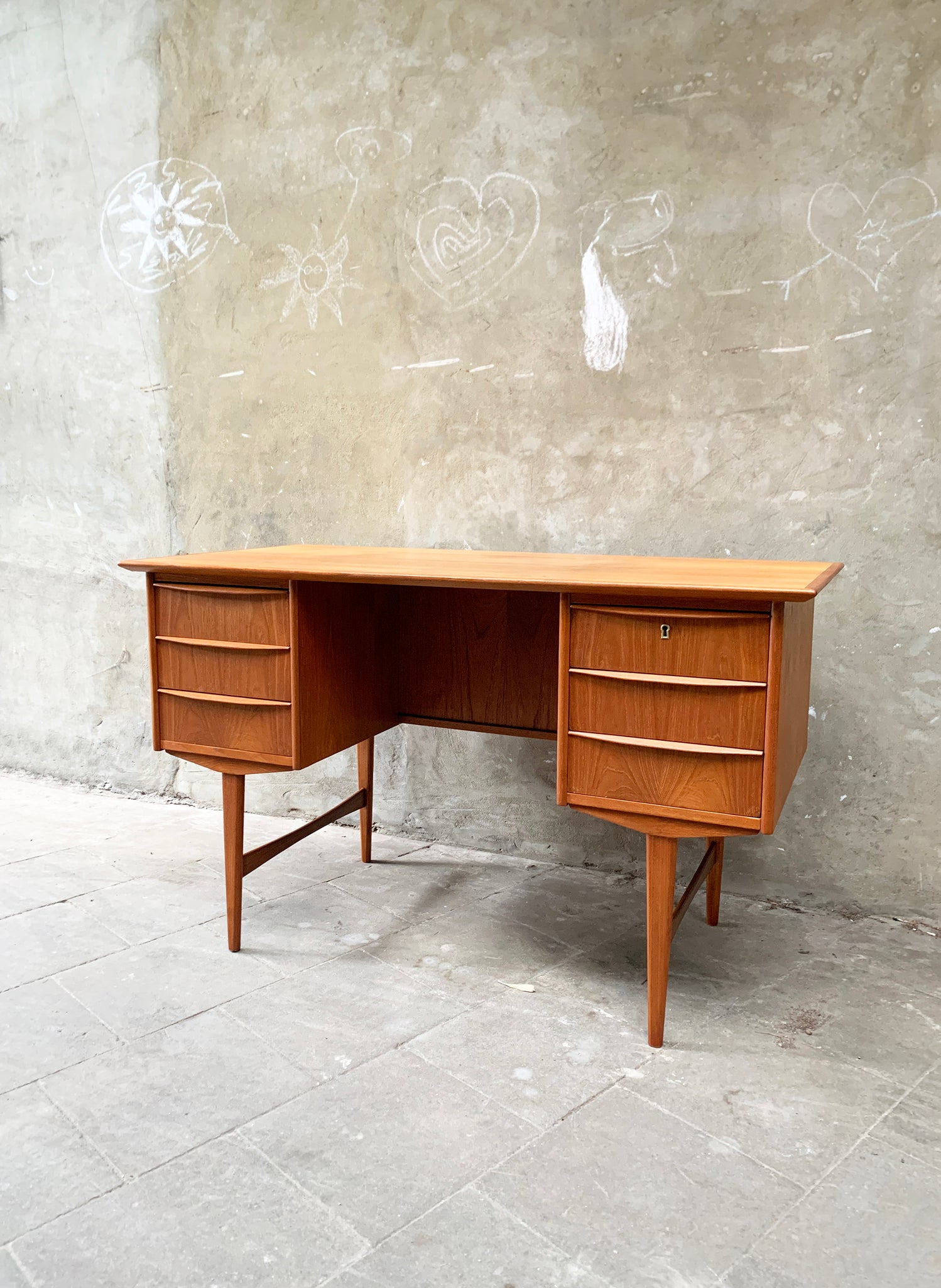 Scandinavian Free-Standing Teak Desk by A. Knudsen Mobelsnedkeri, Denmark, 1960s