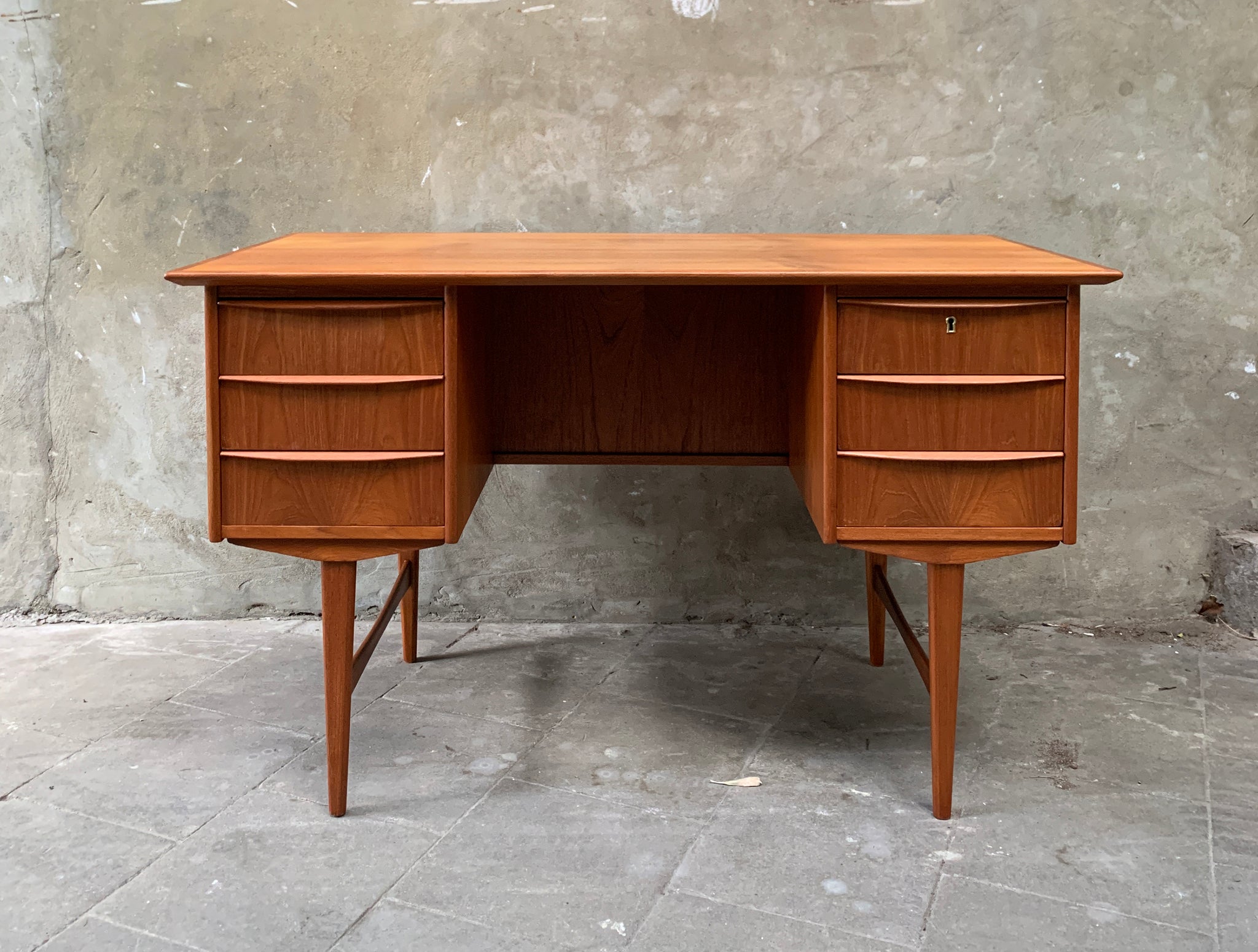 Scandinavian Free-Standing Teak Desk by A. Knudsen Mobelsnedkeri, Denmark, 1960s