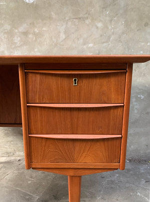 Scandinavian Free-Standing Teak Desk by A. Knudsen Mobelsnedkeri, Denmark, 1960s