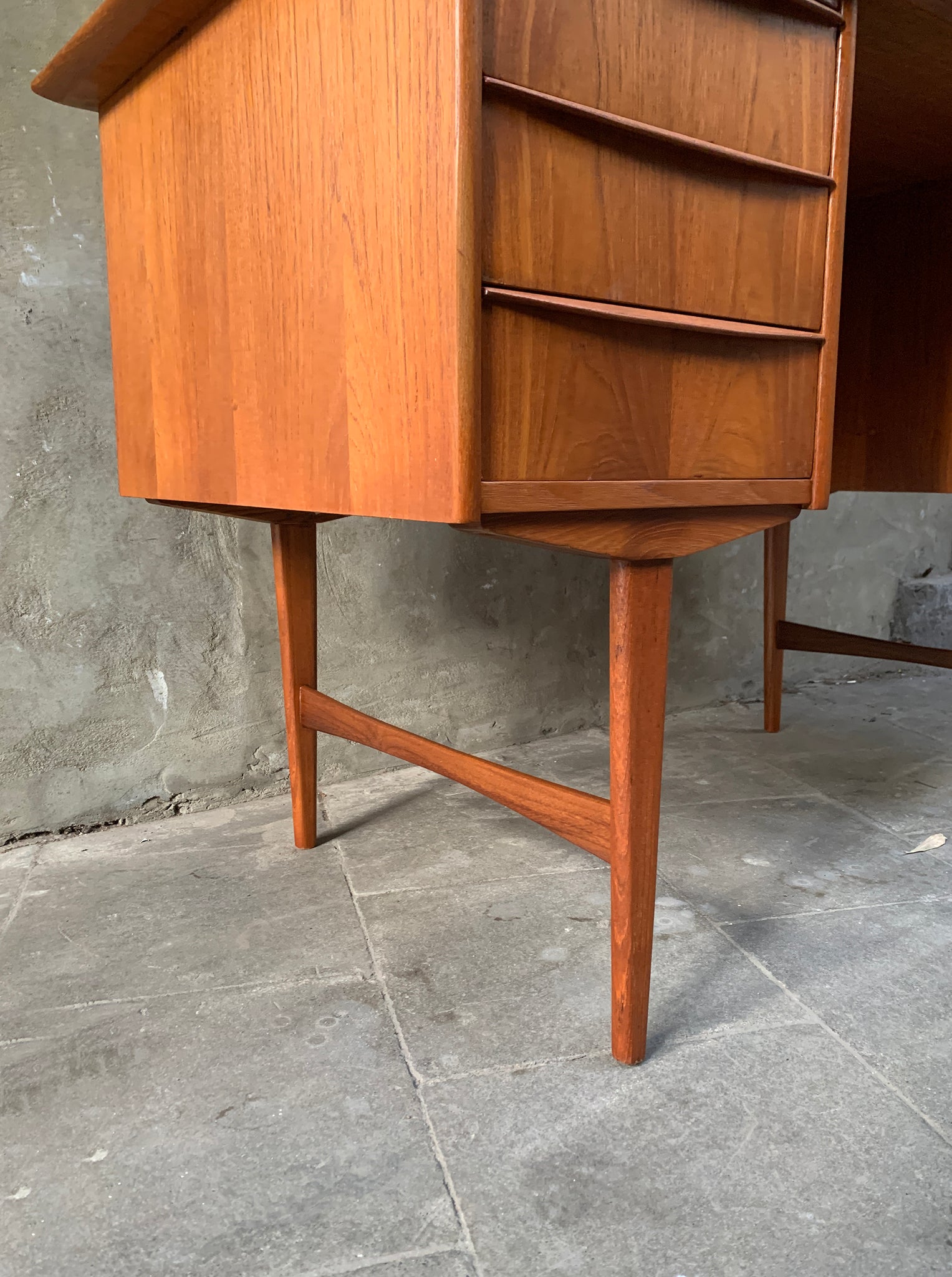 Scandinavian Free-Standing Teak Desk by A. Knudsen Mobelsnedkeri, Denmark, 1960s