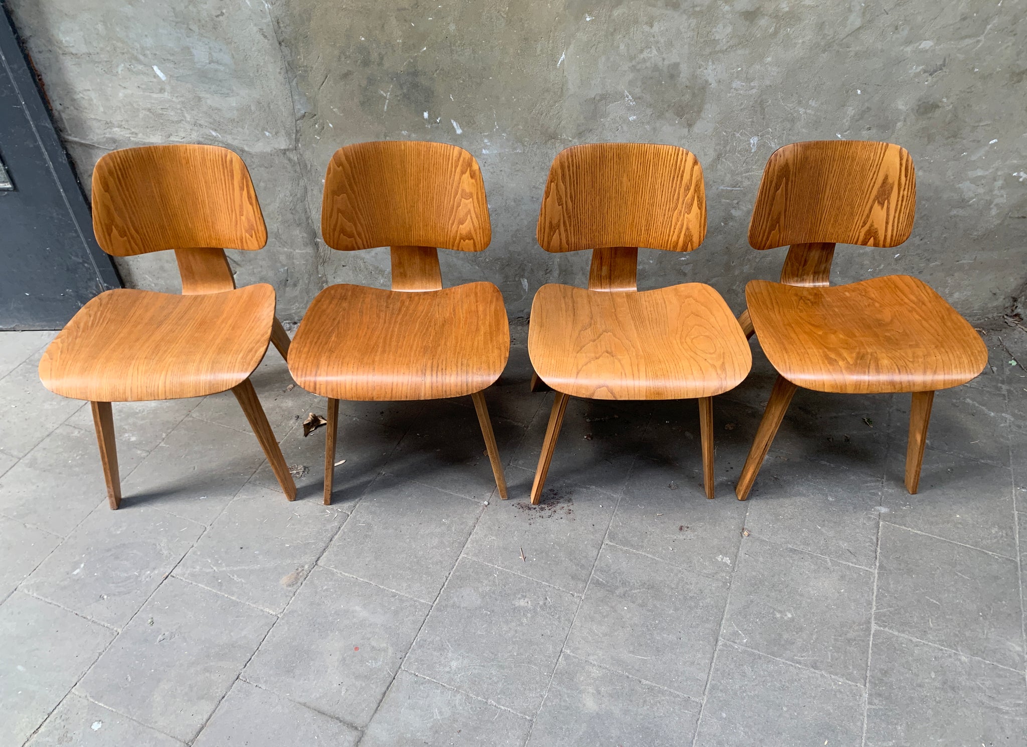 DCW Chairs by Charles & Ray Eames for Evans / Herman Miller Ash, 1940s, Set of 4