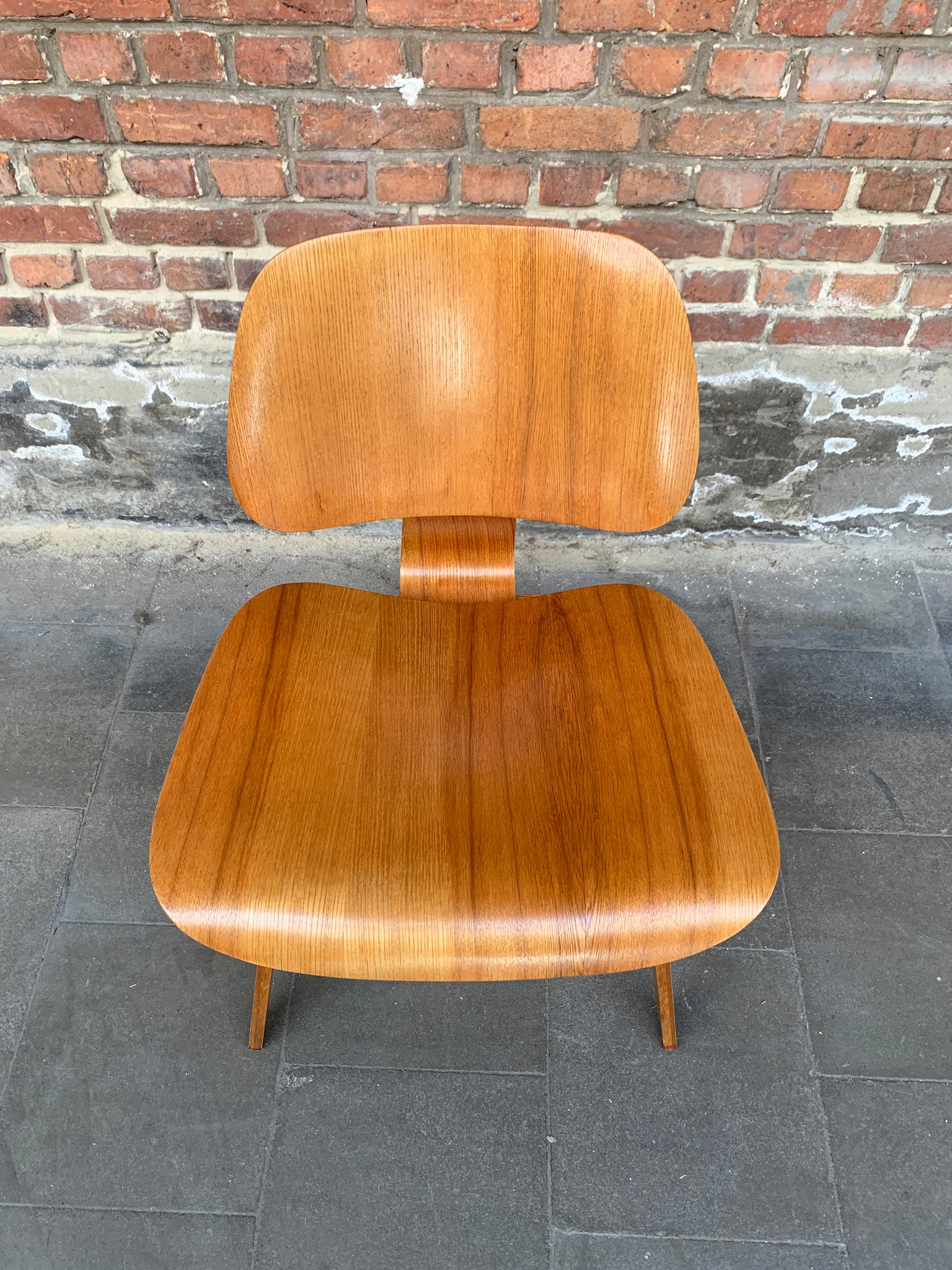 LCW Lounge Chair in Oak by Charles & Ray Eames for Herman Miller, 1953