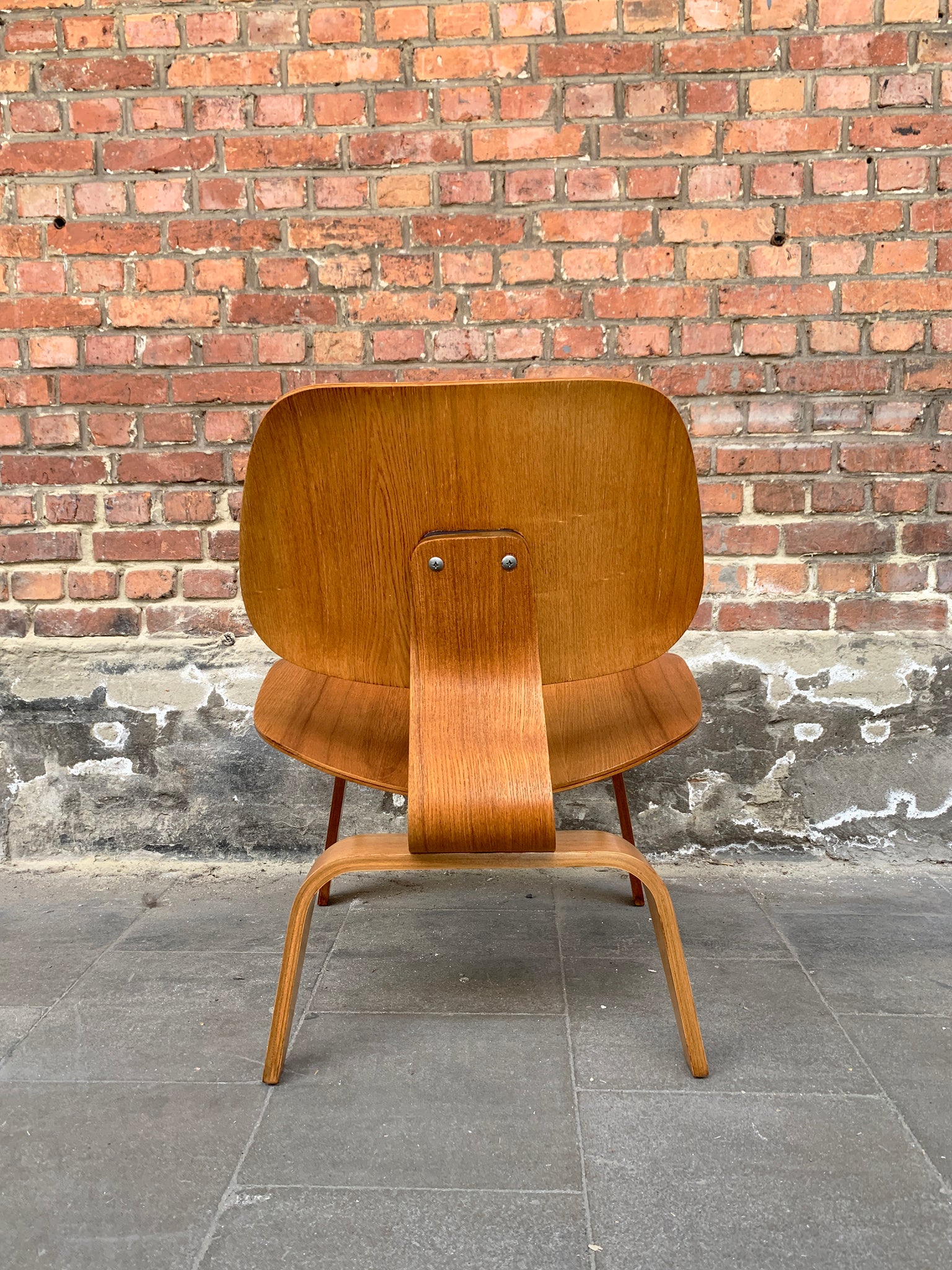 LCW Lounge Chair in Oak by Charles & Ray Eames for Herman Miller, 1953