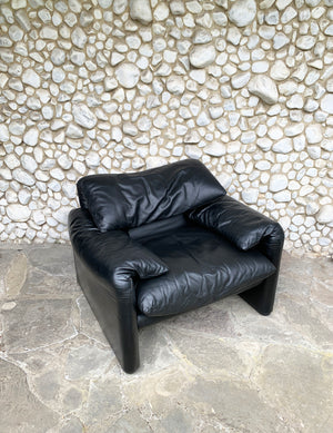 Black Leather Maralunga Armchair by Vico Magistretti for Cassina