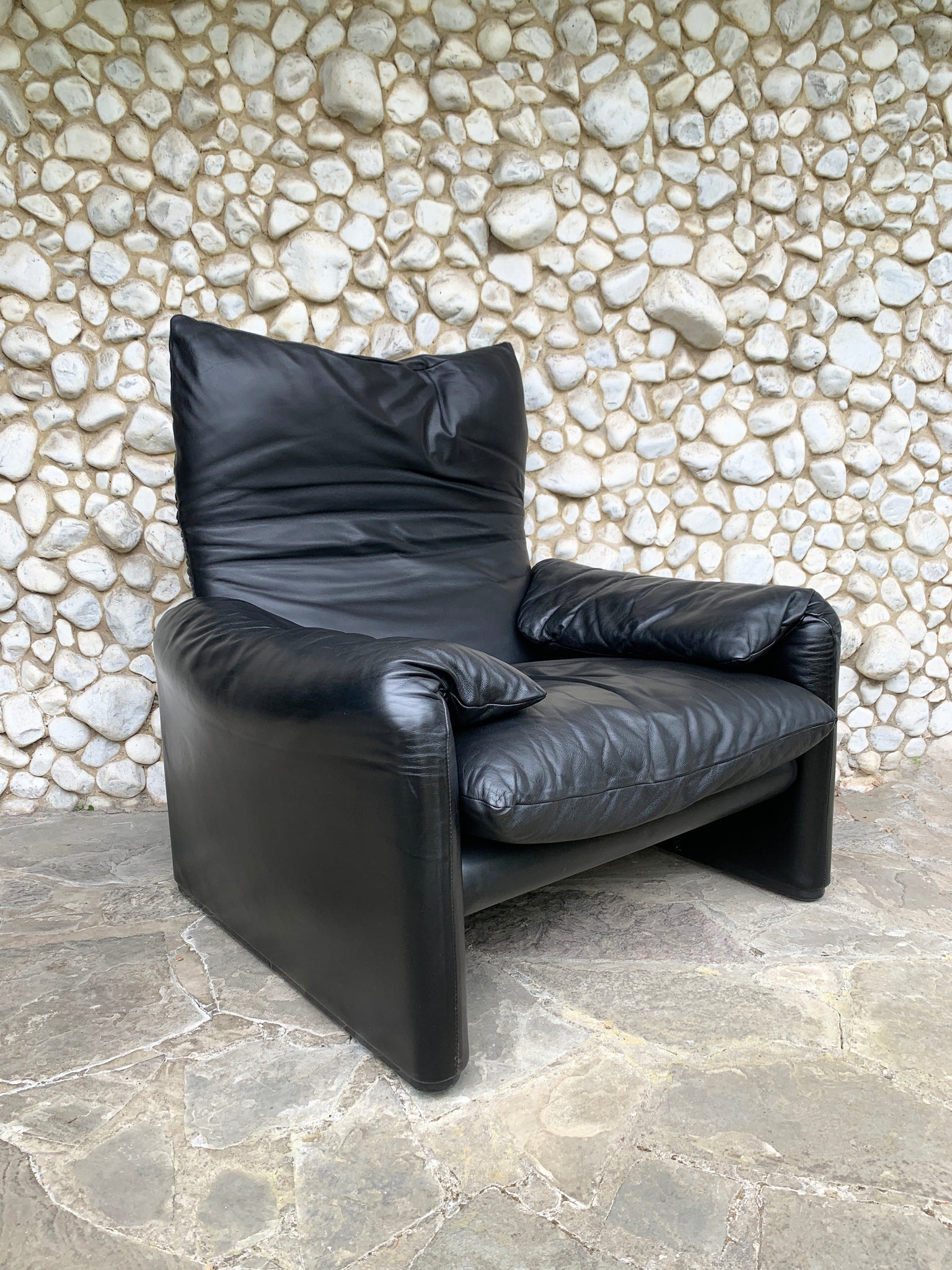 Black Leather Maralunga Armchair by Vico Magistretti for Cassina