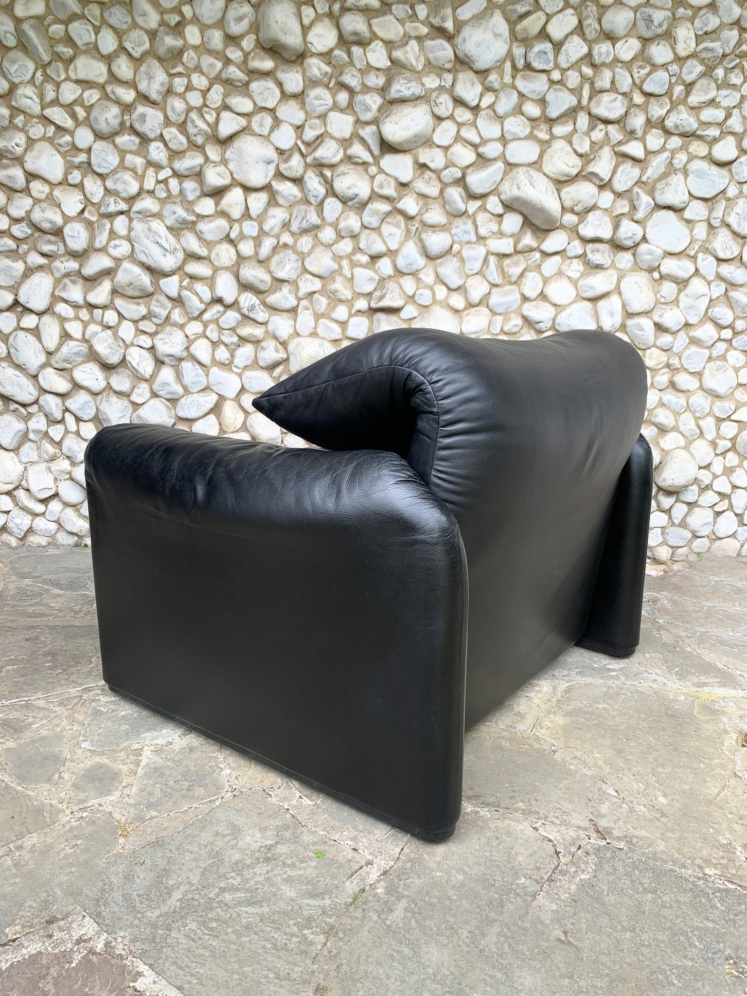 Black Leather Maralunga Armchair by Vico Magistretti for Cassina