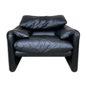 Black Leather Maralunga Armchair by Vico Magistretti for Cassina